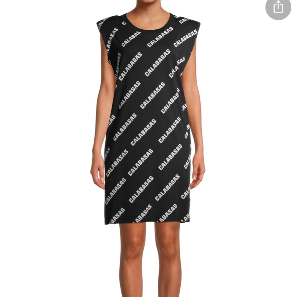 Nwt Kendall and Kylie dress - COLOR WHITE